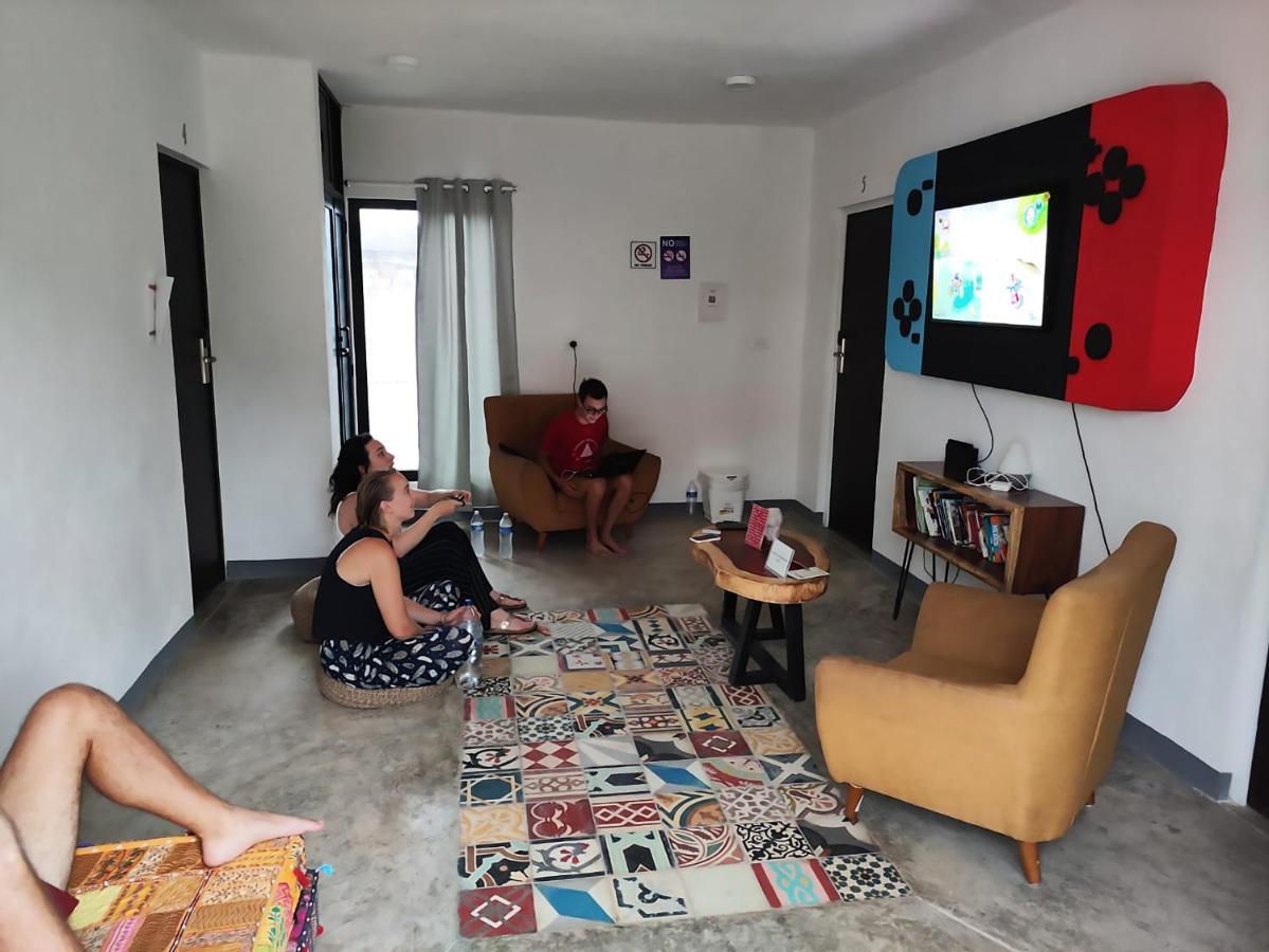 New Friends Hostel & Bar Adults Only Valladolid  Buitenkant foto
